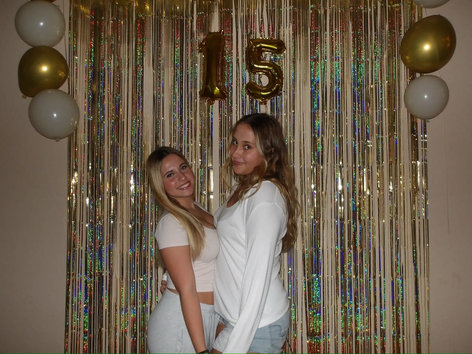 lil dump 💋( 2 days until my birthday!)