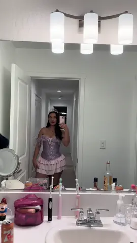 sophia the first!💜 #fyp #halloweenlook #sofiathefirst 