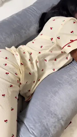 ive been getting the best sleep period 🙌🏾😍🛌 #momcozy #momcozylife #momcozypregnancypillow #pregnancypillow #sleep #pillow #falldealsforyou #blackfridaydeals #christmasdeals 