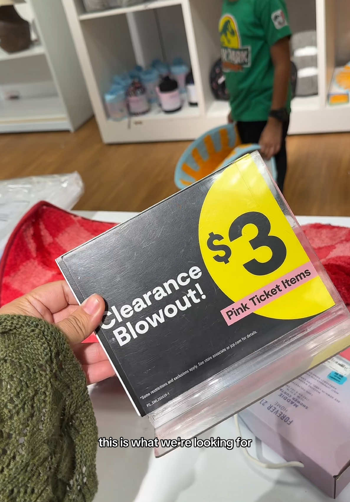 Okkk this was actually really great! They had so many good jeans & shoes for ONLY $3 ✨ #jcpenny #clearance #holidayshoppinghack #holidaysavings #save #shop #karlasavings 