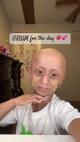 Grwm de hoy se me avia olvidado subirlo🫶🏼💕#grwmestefani #grwmroutine #grwmmakeup #grwmfortheday #viral #fypシ゚viral #foryoupageofficiall #foryoupageofficiall #parati #progeria 