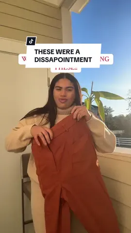 So upset about these pants!! #pants #widelegpants #widelegtrousers #wideleg #fallaesthetic #fall #tiktokshop #tiktok #fashion #fashionpants #fashiontiktok 