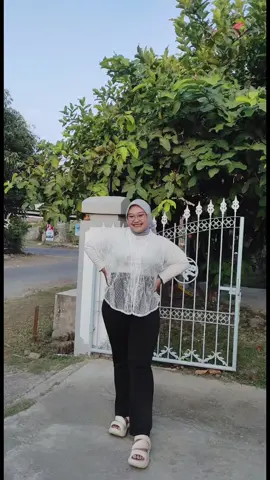 Ootd dateng ke wisuda temen ✨ #ootdhijab #ootdfashion #ootdhijabstyle #ootdinspo #ootdbigsize #ootdbigsizeindo #bigsize #outfit #gemoysekalii #gemoyyy #gendut #gendutcantik #gendutgemoyy #wisuda2024 #wisudaunita #wisudatulungagung #tulungagung #tulungagung24jam #tulungagunghitss #tulungagungtiktok #tulungagungkotacethe 