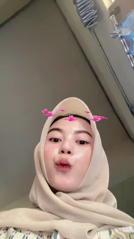 pecel lele lalapan kemangi selebew