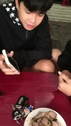 Thuý trước đây làm diễn viên chuyên nghiệp…#xh #htl #hoian 