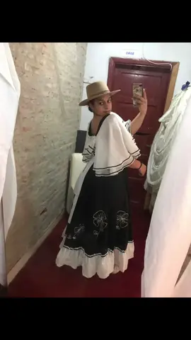 #campoargentino🌱🌾🌻🐮🐂 #finde #campoargentino #jineteadas #viral #mujeres #CapCut 