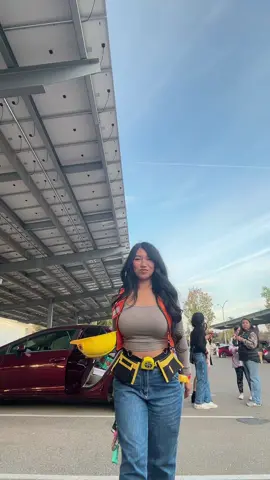 shoutout to dollar tree for my last min costume #halloweekend #bobthebuilder 