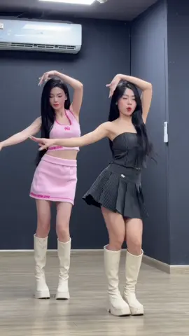 Lại là nhạc Tung Của 😋😋 (dc: @Bánh Mật🍯 ) #xh #xuhuong #trending #tanathophi #vuvu #tiktokdance #tiktokdancevn #fyp 