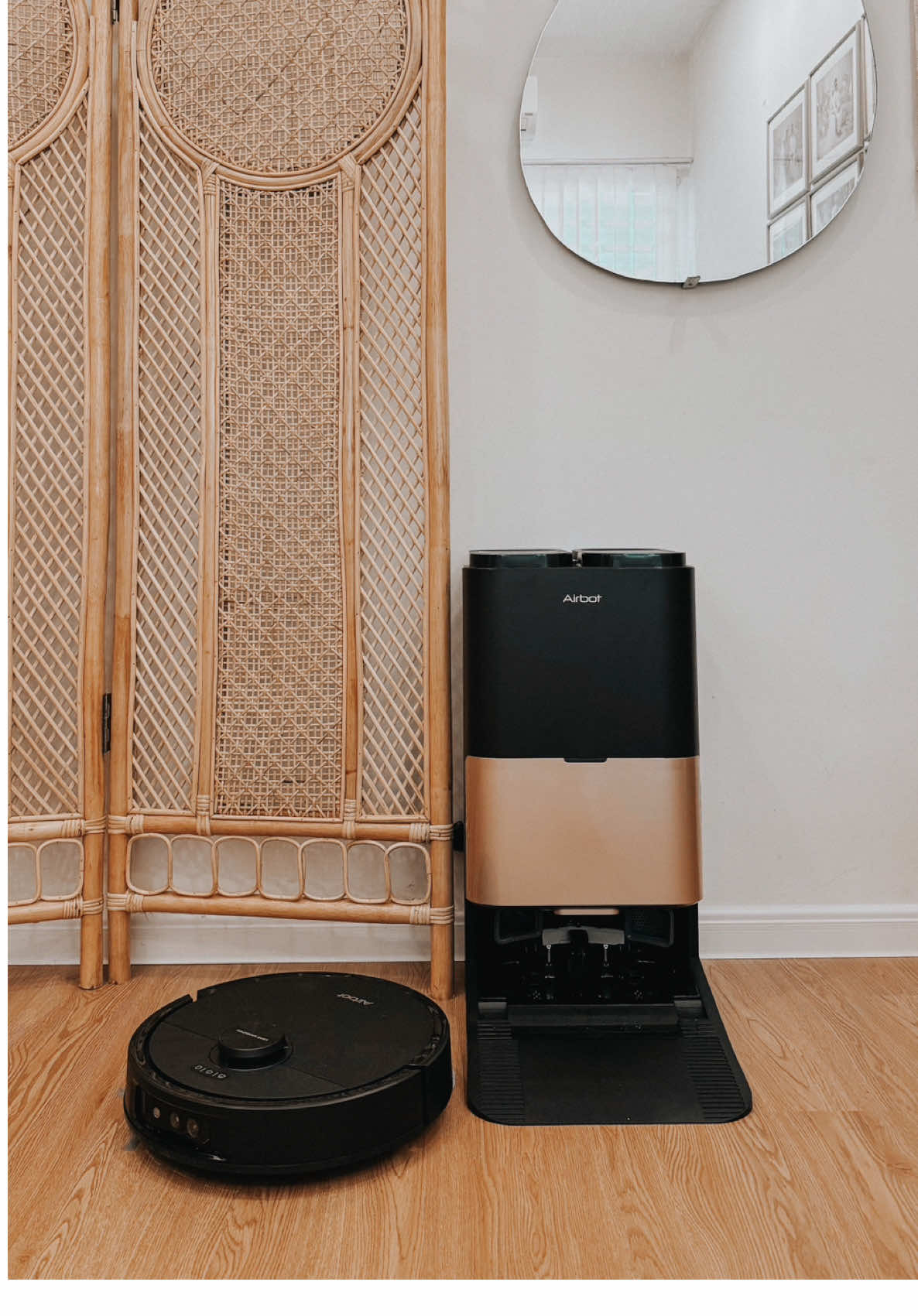 Hi korang, Mesti korang nak rumah bersih tanpa penat kan? Serah je pada Airbot X40 Ultra Vacuum! Dengan teknologi Al pintar, kuasa sedutan 17000 PA, dan fungsi auto cuci mop dengan air panas, kerja membersin jadi lebih mudah dan cepat 😍 Dapatkan Airbot X40 Ultra Vacuum hari ini ✨ @Airbot @Airbot @Airbot Indonesia  #X40Ultra #robot #robotvacuum #vacuum #Ai #Airbot #AirbotSingapore #AirbotMalaysia #AirbotIndonesia #ighometourmalaysia #homedecormalaysia #deko #ilhamdekorasi #organizehome #homeorganization #organization #aesthetic