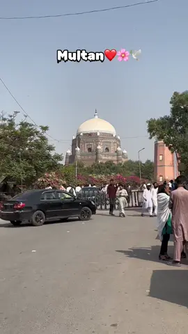 آ کے مِل جا مُجھے ملتان🌸❤️ #fypシ゚viral #viralvideo #multan #muqadasansari61🥀 #traveltiktok #multanview #fypage #bzu #❤️🌸 #spotify #trending #🎶❤️ 