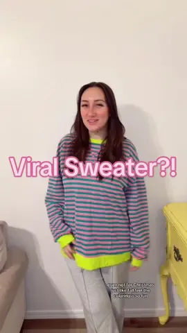 Keepin summer vibes but mixing with fall and winter, im for it!!😍😍 #stripedsweater #virał #clothing #jackets #sweaters #oversize #comfyclothes #comfylook #clothes #stylesnap #styletok #momtok #baggy #musthaves 