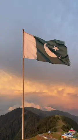 #pakistanzindabad #explorebeautyofkashmir #foryoupage❤️❤️ #militarylife 