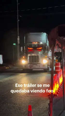 Este wey cree que no me voy a dar cuenta #Transformers #fyp #Mexico #reten #trailer #tractocamiones #ojos 
