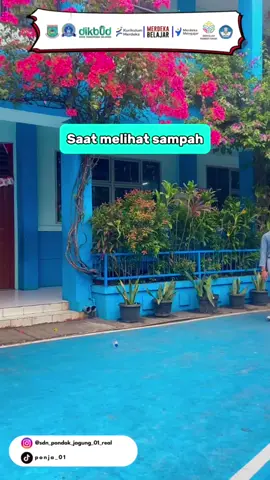 Ayo ! Kita jadi generasi yang attitudenya baik, attitude baik itu salah satunya membuang sampah pada tempatnya. 