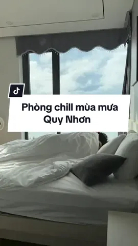 Căn phòng cho các cặp đôi đi chill mùa mưa ở Quy Nhơn nè. #reviewhotelquynhon #quynhon #hotel #trending #videoviral #xuhuong #chill #fypシ #cinema #ysseahouse 