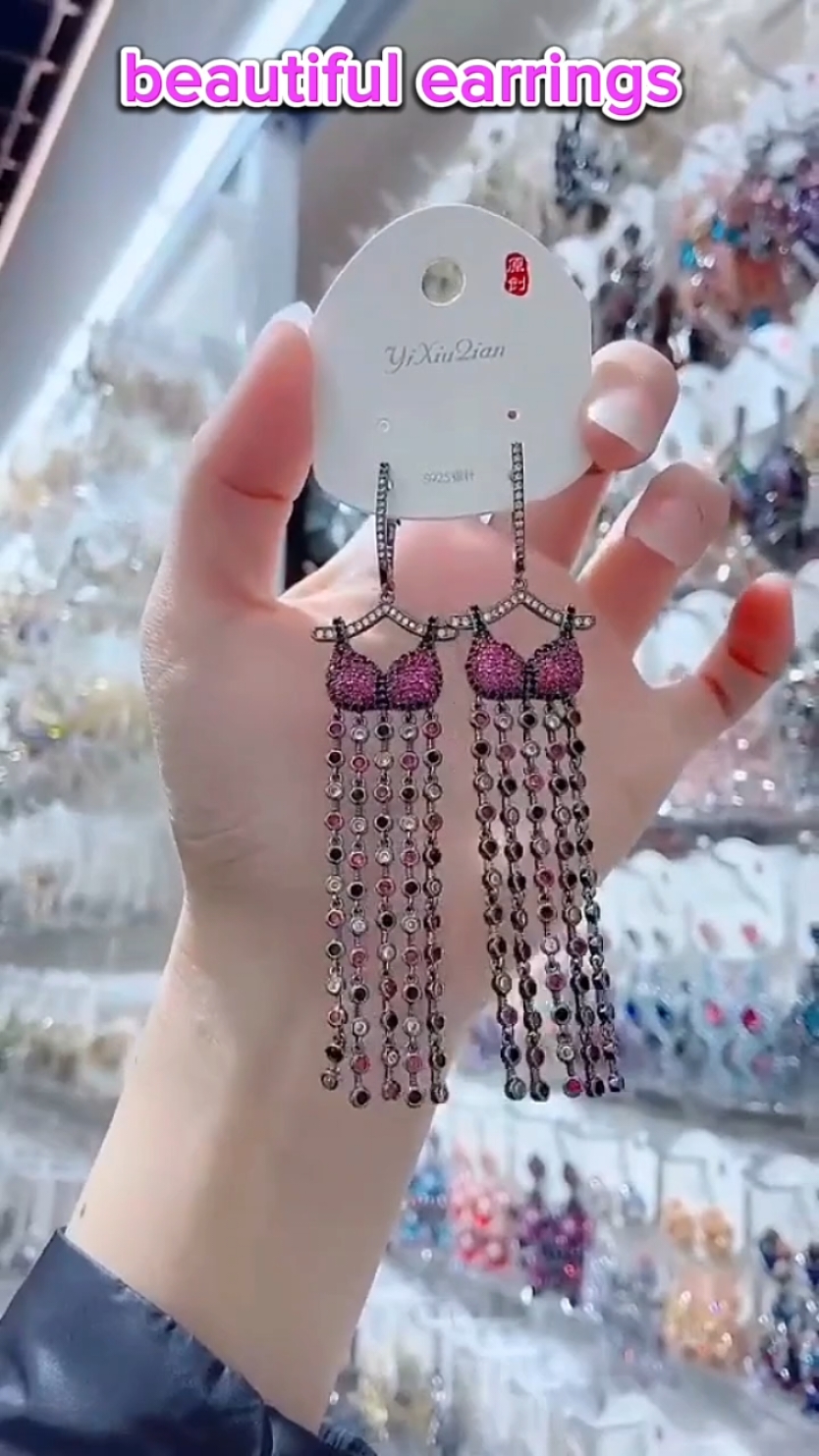 New design ✨️ #viralvideo #trendingvideo #jewellery #trend #popular #earring#fppppppppppppppppppp 