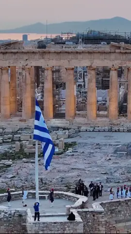 🎥: @Thanasis Kakavoulas  Χρόνια Πολλα Ελλάδα! 🇬🇷 Ζήτω η 28η Οκτωβρίου 1940! 🇬🇷 Χρόνια πολλά σε όλους τους ´Έλληνες! 💙 Greece celebrating OXI Day, October 28. 💙🤍 #oxiday #greece #greek #october28 #acropolis #evzones #greekflag #athens #tiktokgreece #greektiktok #ellada #greekcitytimes 