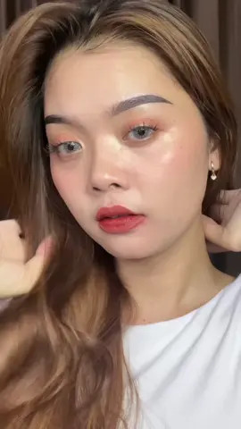 Membalas @𝐒𝐮𝐬𝐲 Cantik banget shade Discoverer apalagi setelah diombre 😍 . . . #wearemaybelline #maybellineindonesia #superstaymatteink41warna #Maybellinematteink #360ombre #maybellineombre   #ombre 375 dan 360 