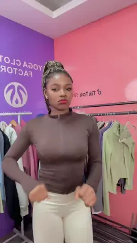 Super quality #gymoutfit #gymwear#GymTok #yogajacket #BBL #fyp