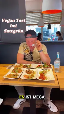 Sattgrün präsentiert sich als 100% #vegan und wir haben das ganze geschmacklich unter die Lupe genommen 🔍  Was haltet ihr von @Sattgrün 😋