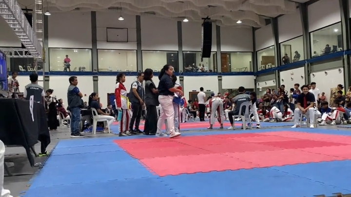 #sparringtaekwondo  #coachjamaila #sparring #taekwondo #yellowbelt #fypシ #foryoupage #fyp #gold #goldmedalist #jamailadeleon 