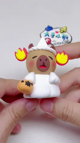 Ghost capabara 👻 #clay #crafting #clayart #DIY #shorts #capybara 