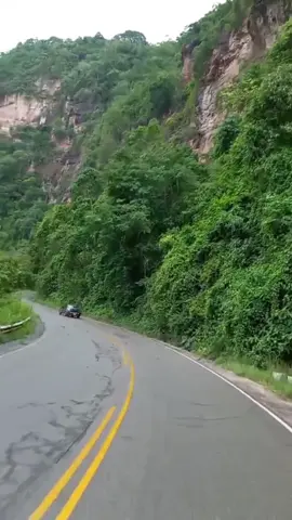 #Ruta #Recuerdos #Perene #Chanchamayo #Junín #selvacentral #porlasrutasdelperu🇵🇪 #porlasrutasdelrecuerdo #viajaresvolveravivir #Selva #travel #viajes #traveledtiktok #jungle 