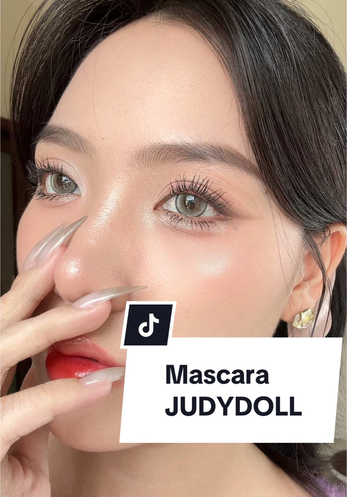Chuốt mi đỉnh cở này mấy bà muốn cở nào nữa  #ironmascara #judydoll #biquyetlamdep #goclamdep #reviewlamdep 