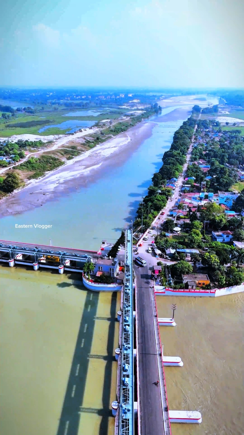 भोलि कहिल्यै आउदैन भन्ने थाहा छ , तर पनि जिन्दगी -भोलि त राम्रो होला नि भन्ने आशामा कट्दैछ....!  #easternvlogger #foryou #foryourpage #saptarimuser #koshibarrage #saptakoshi #buddu #fyp 