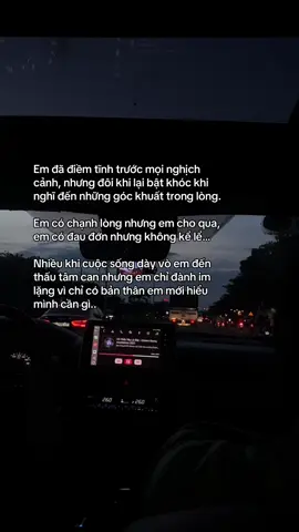 Em cũng chỉ là một cô gái bé nhỏ giữa dòng đời xô bồ mà thoi..#fyp#xuhuong#story 