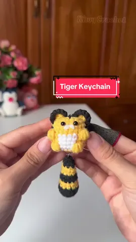 Crochet Tiger Keychain - Tụi mình định móc con hổ, làm xong lại giống con mèo 😂😂😂 #crochet #crochetersoftiktok #crochettiktok #crochettok #crocheting #crochetaddiction #crocheter #crochetinspiration #crochetideas #handmade #handmadegifts #handmadecraft #moclen #moclenhandmade #móclen #amigurumi #kiwycrochet #keychain #tiger #crochetkeychain 