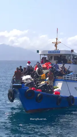 waiwerang kota KM.sinar mutiara express 