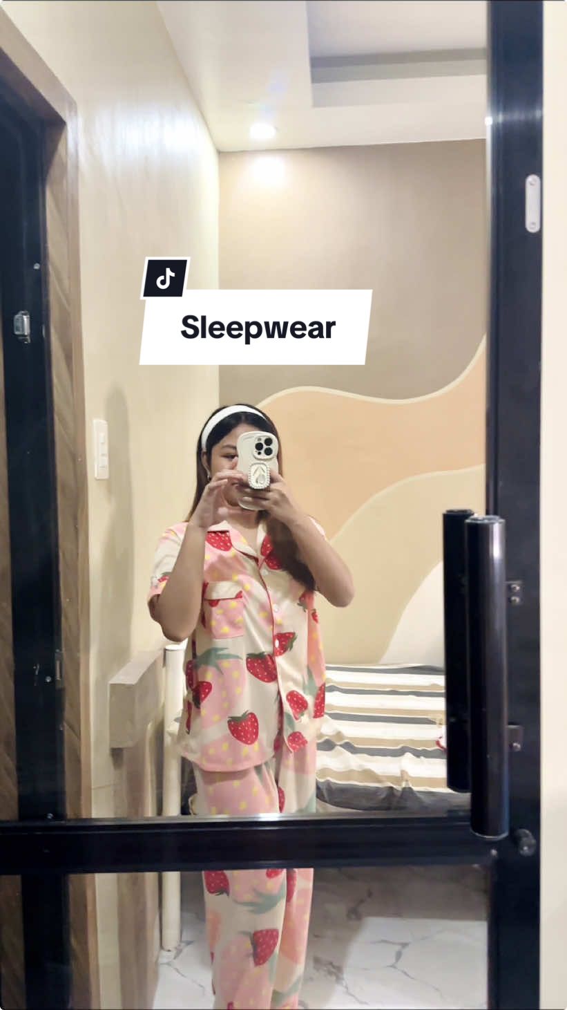 look at this cute sleepwear 🍓 #sleepwear#pajama#ternosleepwear#sleepwearterno#sleepwearset#fyp#fypシ#fypviral #fypage#foryoupageofficial#tiktokshop#tiktokfinds 