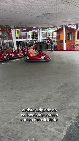 brincadeiras simples que dao felicidade #fypシ゚viral #f #fyp #foryoupage #tea #autista #autismo #carinho 