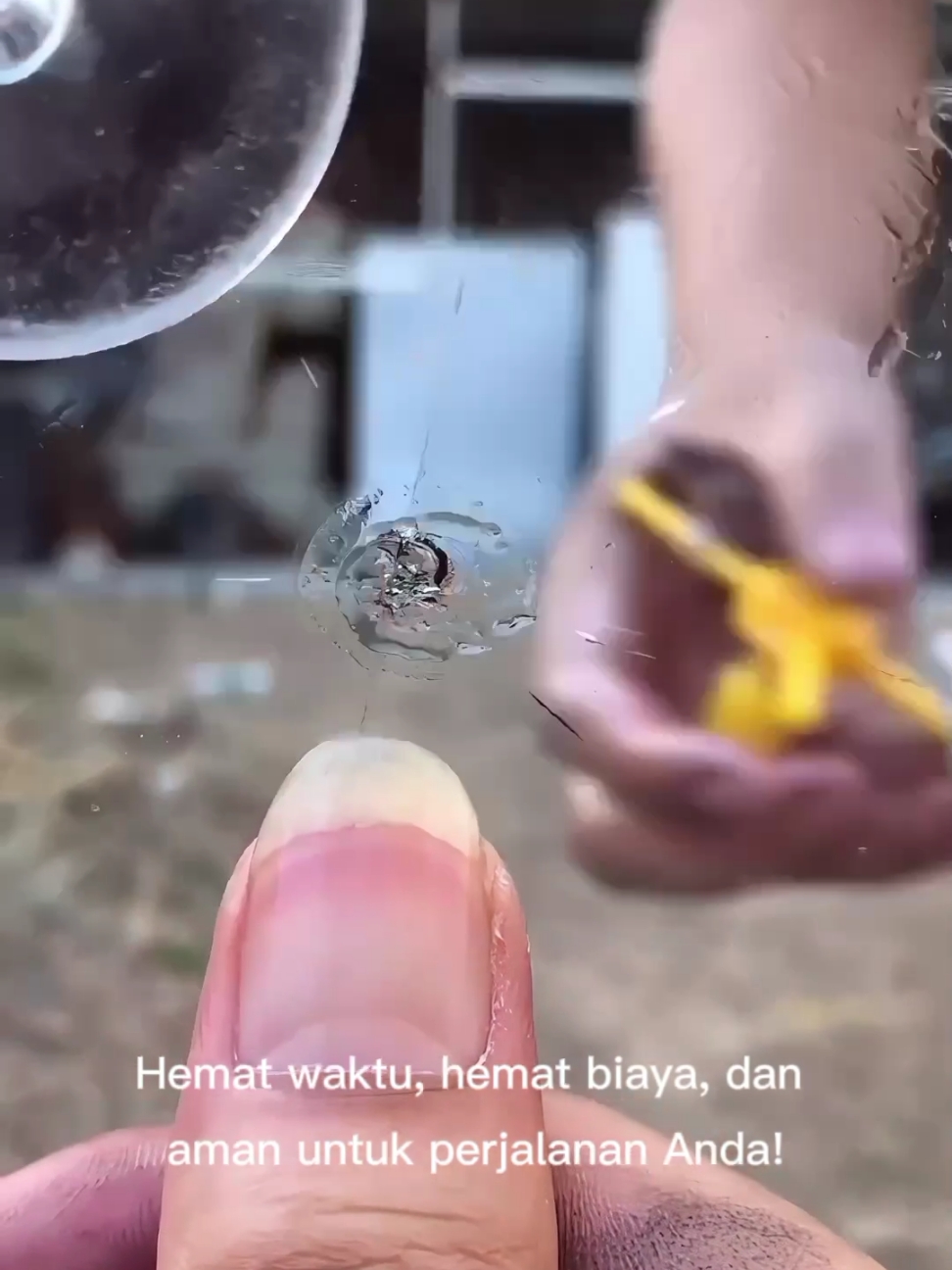 Cara mengatasi Kaca Mobil Retak Tanpa Beli Baru #repair #RepairKitGlass  #lemkacamobil #lemkacamobilretak #perbaikankacamobil  #caramengatasikacamobilretak  #caramemperbaikikacamobilretak 