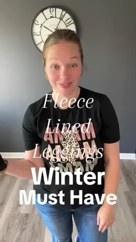 How many times can I say Fleece Lined? 😅 #winterfashion #winterapparel #fleecelined #leggings #leggingsoftiktok #pockets #tiktokshopfinds #tiktokmademebuyit 