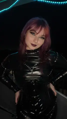 happy monday heres more catwoman