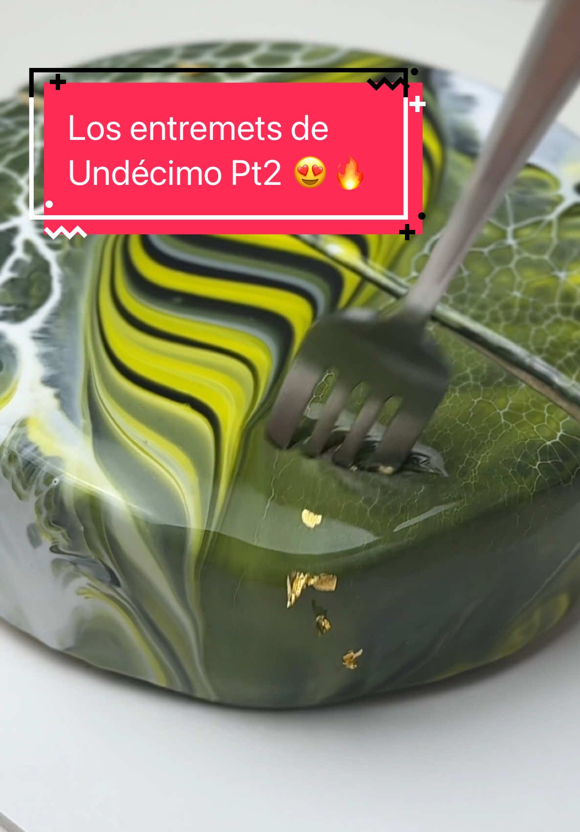 Los entremets de Undécimo 😍 parte 2, hoy el entremet de macadamia y caramelo salado . . . . . . . . #pasteleria #costarica🇨🇷 #entremet #parati #latinoamerica #fyp #mirrorglazecake 