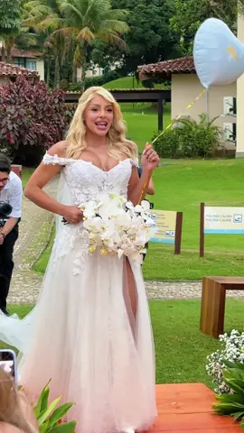 Que honra poder fazer uma autoral para o casamento deles! @Andressa Karoline @Willou ❤️