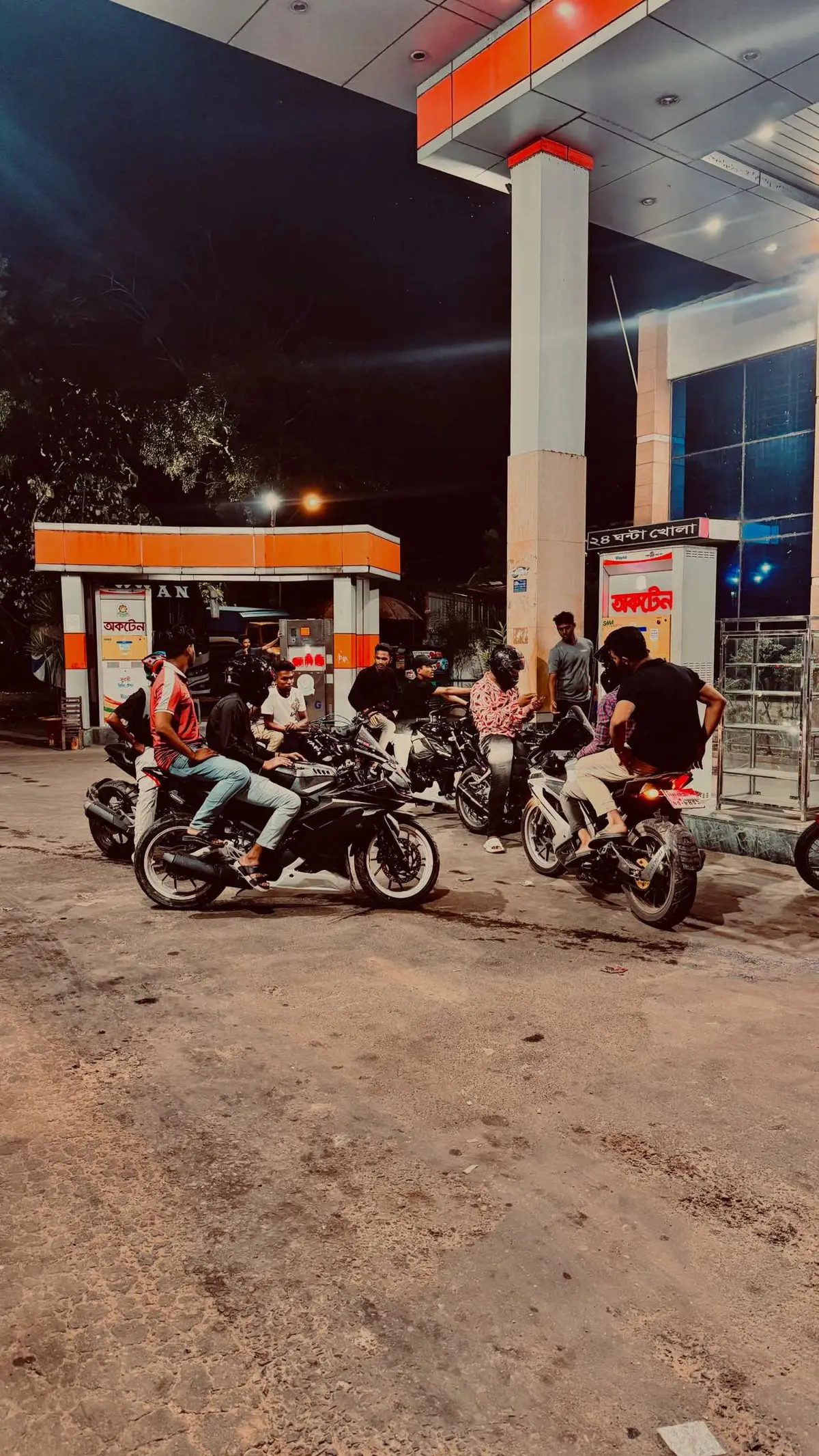 #fyp #reelsbd #viralvideo #WHITEWHOLF #nature #nightride #trendy #bikergroup #emotionsinportraitchallenge #bikergroup #r15v3 #nightride #bakergo 
