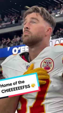 At a road game nonetheless… chills every time 😮‍💨 #homeofthechiefs #lasvegas #chiefs #nationalanthem #traviskelce