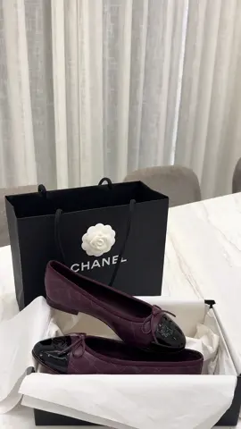 obsessed 🩰✨#chanel #chanelunboxing #unboxoing #balletflats #fyp #fouryou 