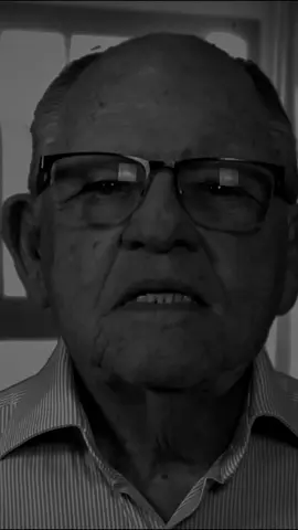 Silvio Matos - Quem gosta de migalhas é pombo! #silviomatos #reflexão #saudemental