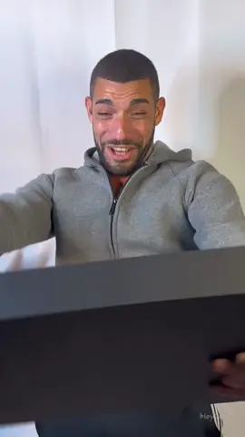 ❌NE TE TROMPE PAS❌ Le cadeau de l'année t'attend 🫵 #institutstellaire #cadeaupersonnalisé #cadeau 