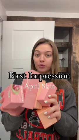 April Skin has me looking hydrated  @Medicube US @APRILSKIN #aprilskin 