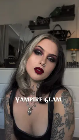 Born to drink blood and lurk in the shadows, forced to work and pay bills 🥀🖤 Foundation 0.5 true match @lorealparisuk  Concealer @Makeup Revolution  Powder @meltcosmetics  Palette 1 @Jolie Beauty  Palette 2 @BEAUTY BAY  Palette 3 @meltcosmetics  Grey ‘contour’ @joliebeauty  Contour powder @meltcosmetics  Highlighter @Benefit Cosmetics UK  Eyebrows @makeuprevolution  Mascara @lorealparis  Eyeliner @elfcosmetics  Lashes - old I don’t know 😅  Lip liner @KIKO Milano 425  Lipstick @meltcosmetics  Top @Mary Wyatt  #altmakeup #vampire #vampiregoth #alternativegirl #alternativemakeup #grungeaesthetic #grungemakeup 