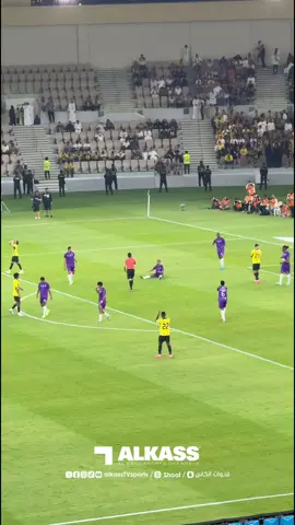 شوف | تسديدة خطيرة وتصدي رائع من حارس مرمى #الجندل خلال مواجهة #الاتحاد ضمن دور الـ16 من #كأس_خادم_الحرمين_الشريفين  #الاتحاد_الجندل  #قنوات_الكاس #كأس_الملك  #foryou #fyp #explore 