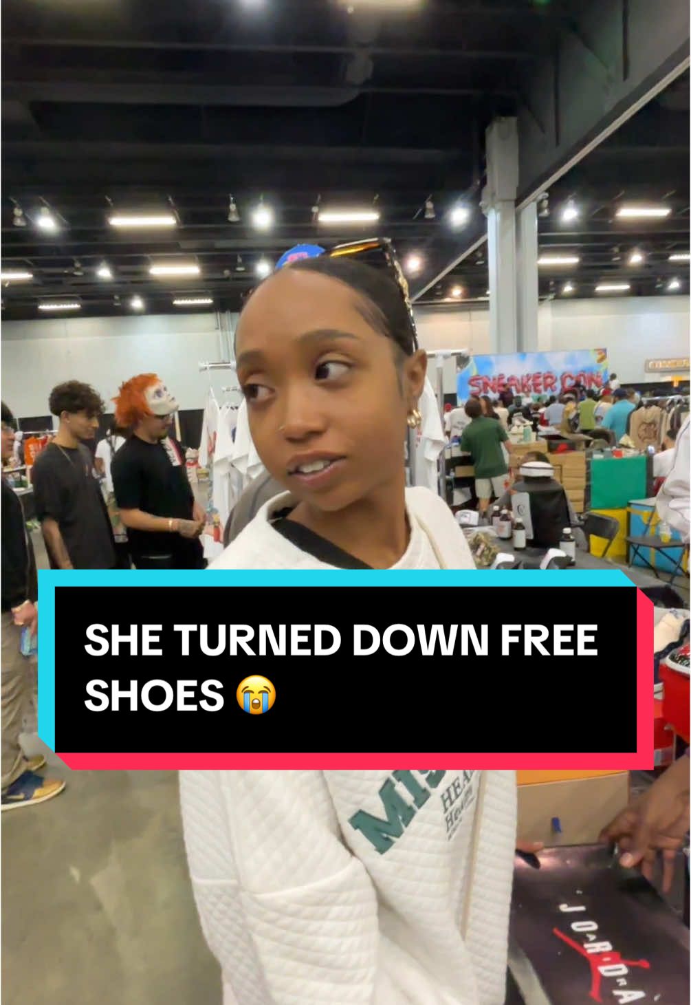 I can’t believe she turned down free shoes 😭 #freeshoes #sneakerhead #sneakerreseller #stayfocusedfrank #sneakertok 