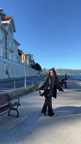 fit check in Istanbul as of Oct. 28, 2024 😎 #istanbul #istanbulweather #istanbultravel #istanbultips #yeniköy #sarıyer #istanbullife #OOTD #bosphorus #kanadalibuse  