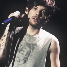 suddenly everyone wants my man🙄 #louistomlinson #louies #onedirection #1d #edit #fyp #fratboylouis tags: @Soph🌷💌 @💋 @sᴏᴘʜ @ɢʀᴀᴄᴇ @🦇 scp: zaynsweekndsps